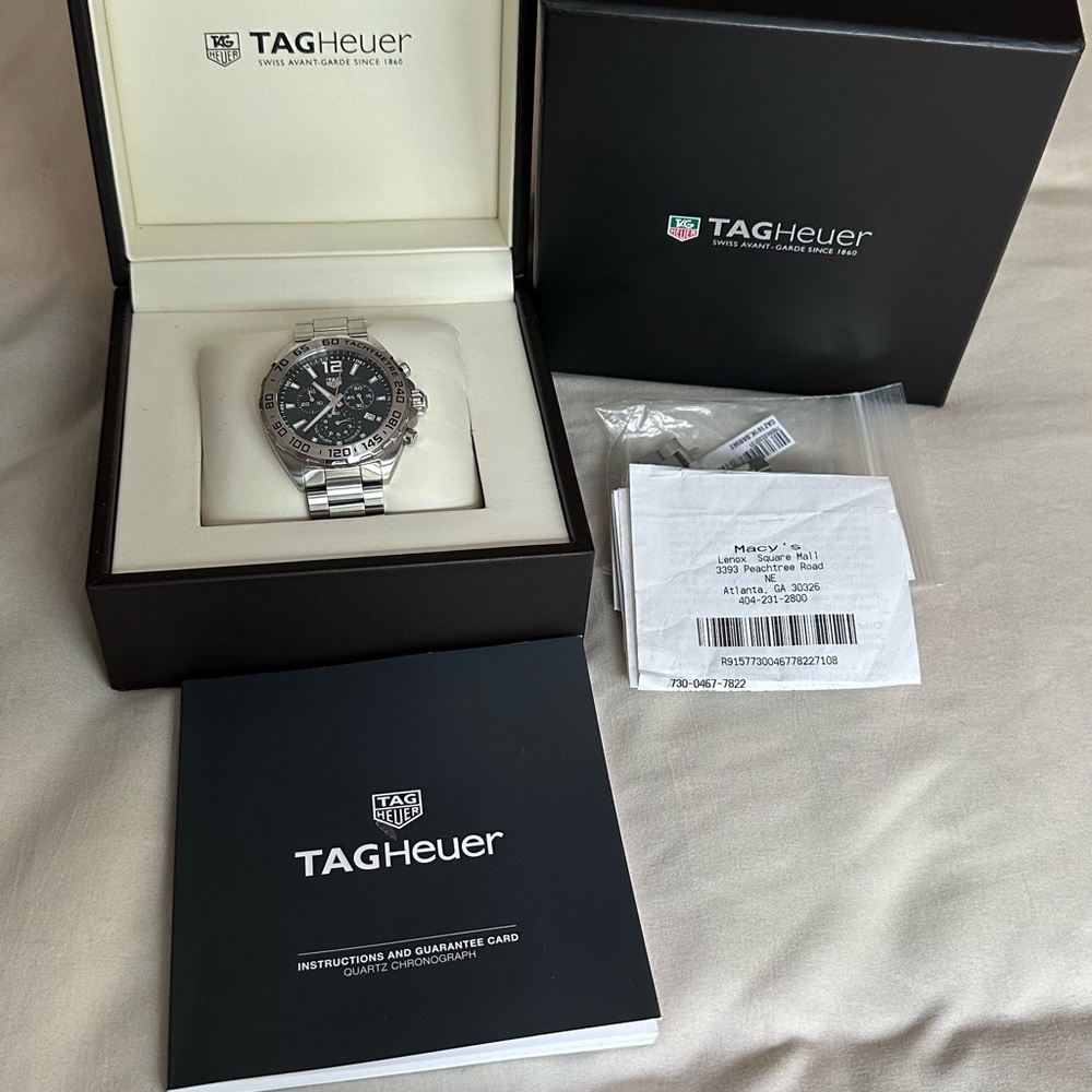 TAG HEUER FORMULA 1
CHRONOGRAPH